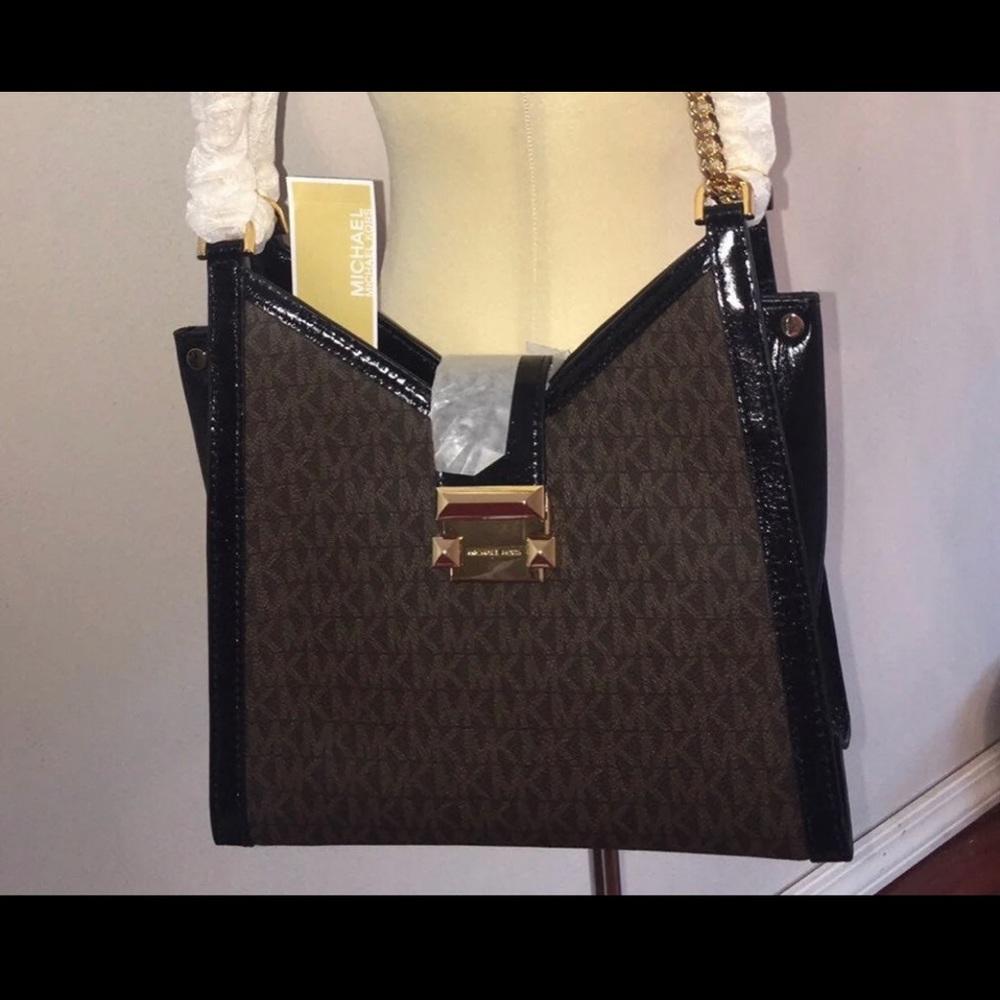 Like New Michael Kors Whitney bag
